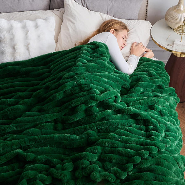 Blankets & Throws